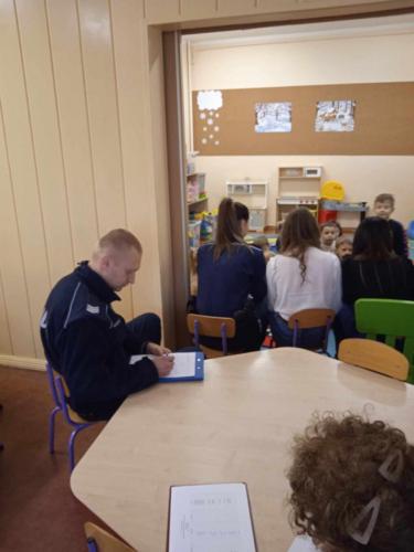 Spotkanie z policjantami i pracownikami Sanepidu
