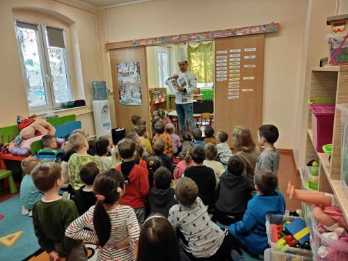 Poznajemy zawody naszych najbliższych - kucharz